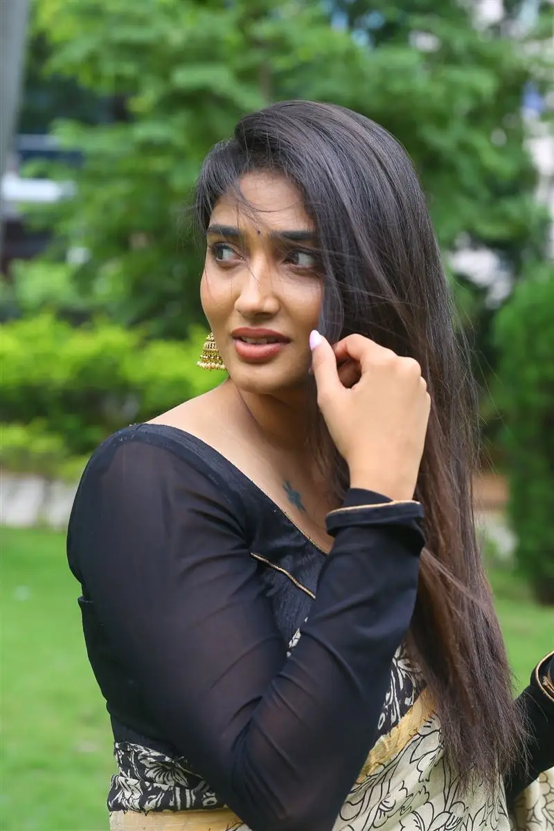 Priya Vadlamani at Veeranjaneyulu Viharayatra Movie Trailer Launch